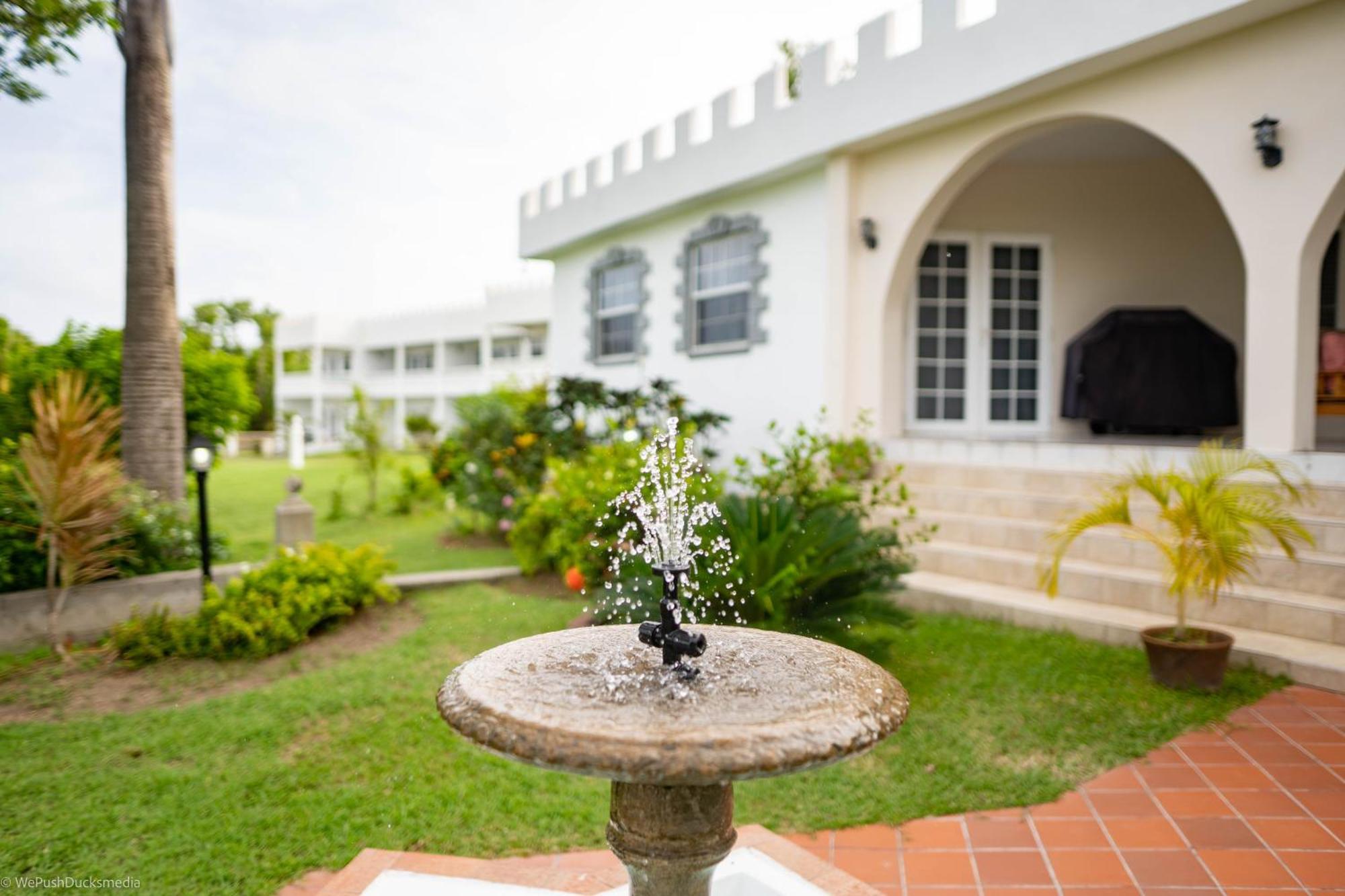Castles In Paradise Villa Resort Vieux Fort Exteriör bild