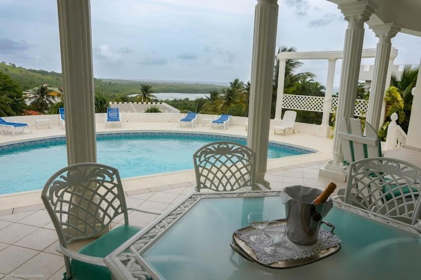 Castles In Paradise Villa Resort Vieux Fort Exteriör bild